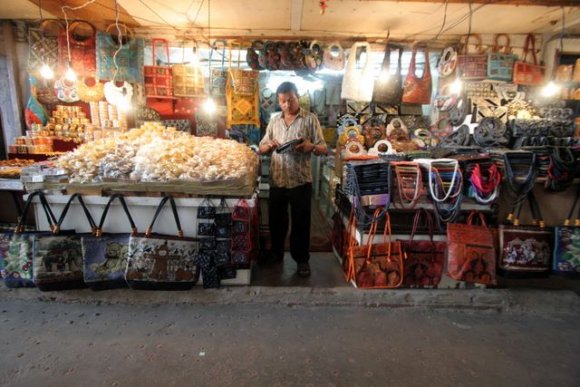 Delhi, Kırmızı Kale, Chatta Chowk(Kapalı Çarşı).