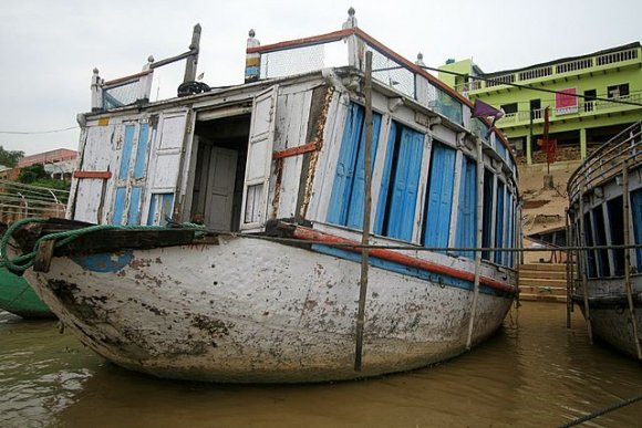 Varanasi - Tekne ev
