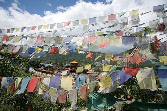 Pokhara - Dua bayrakları.